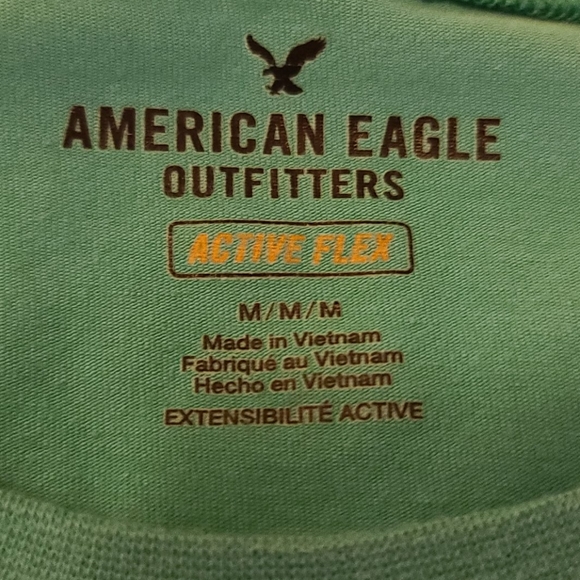 American Eagle Active Flex T-Shirt - Picture 2 of 4